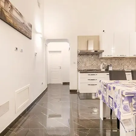 Palazzo Majorana Couette-café Naples