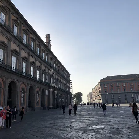 Palazzo Majorana 4* Nápoly